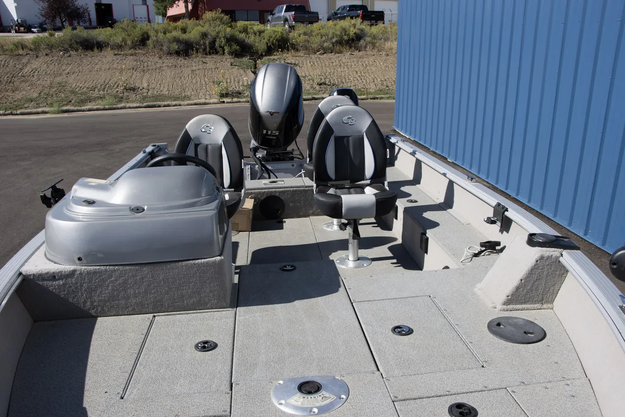 2016 G3 Angler V172 C (photo 7)